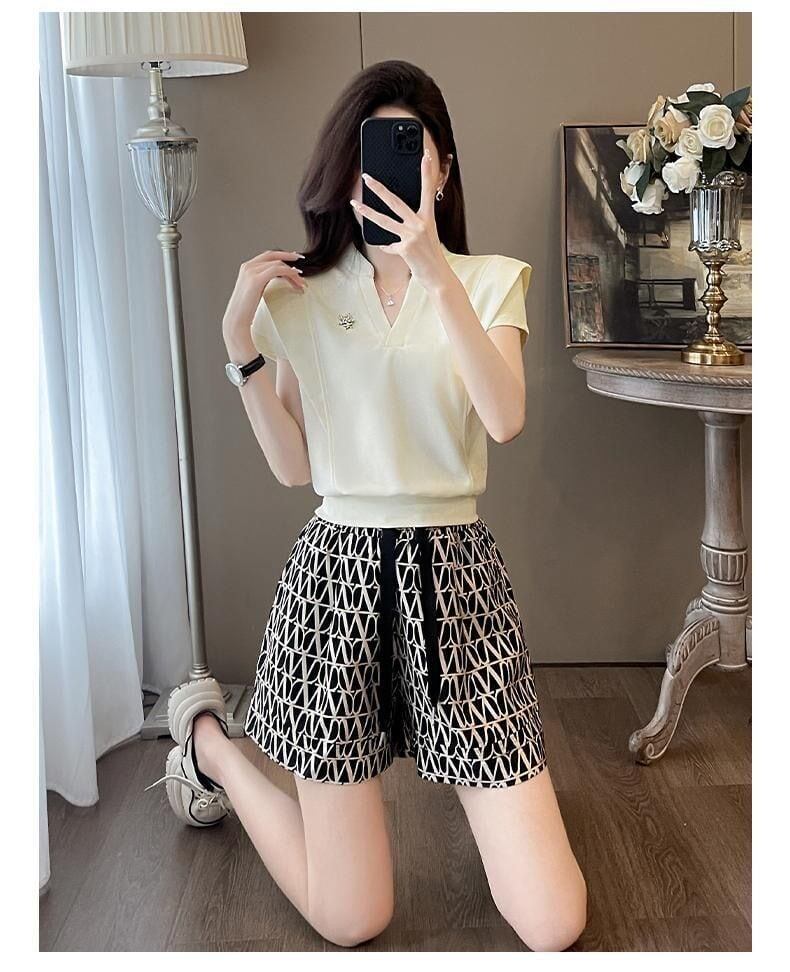 好感度UP ラウンドネック 上質 半袖Ｔシャツ ショートパンツ セットアップ <F-8709>
