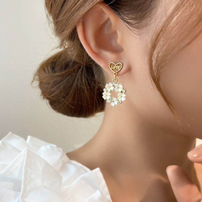 個性的なデザイン 一目惚れ オシャレ度満点 イアリング アクセサリー＜isf-2927＞