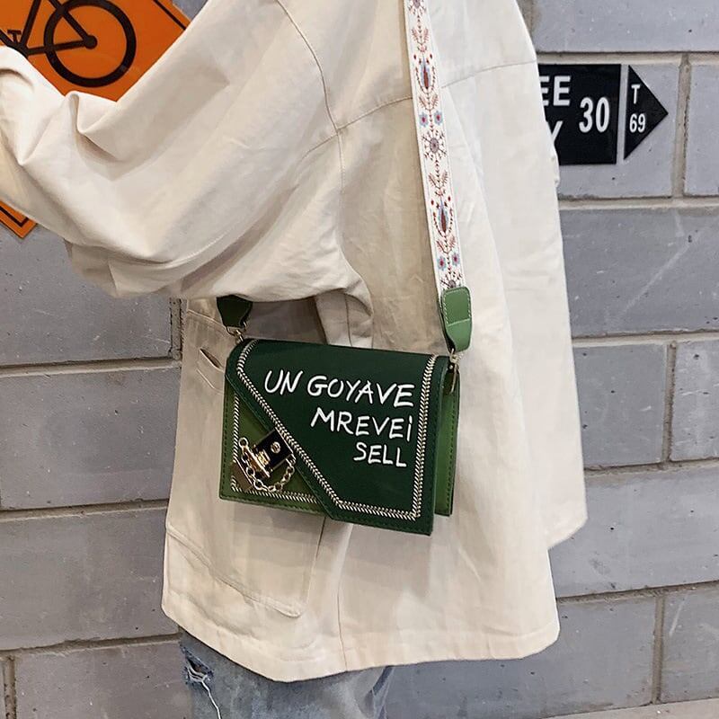 in's   大人気ショルダーバッグ