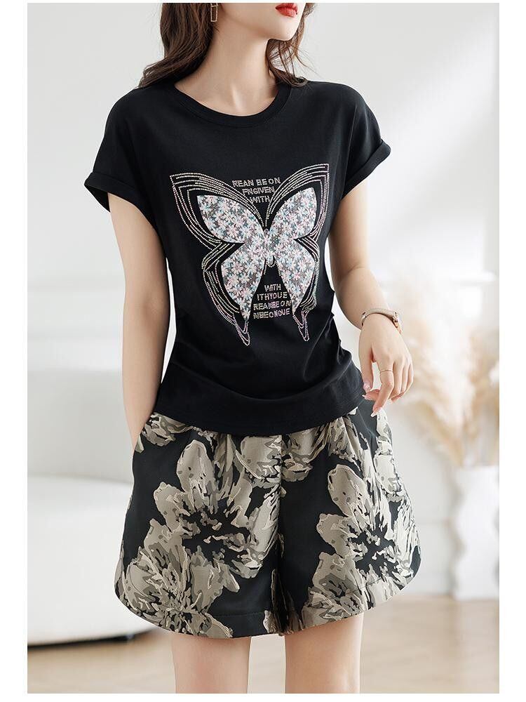 話題沸騰中 上品 着心地良い カジュアル 半袖 Tシャツ ショートパンツ セットアップ ＜F-8905＞