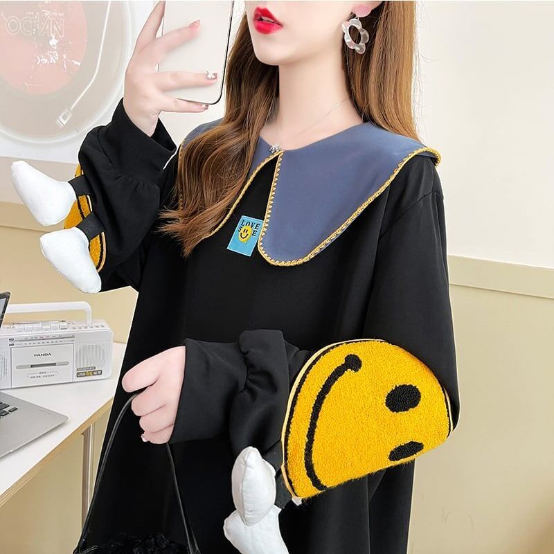 好感度UP   ベビードールの襟に刺繍が施されたスウェットシャツF-5190