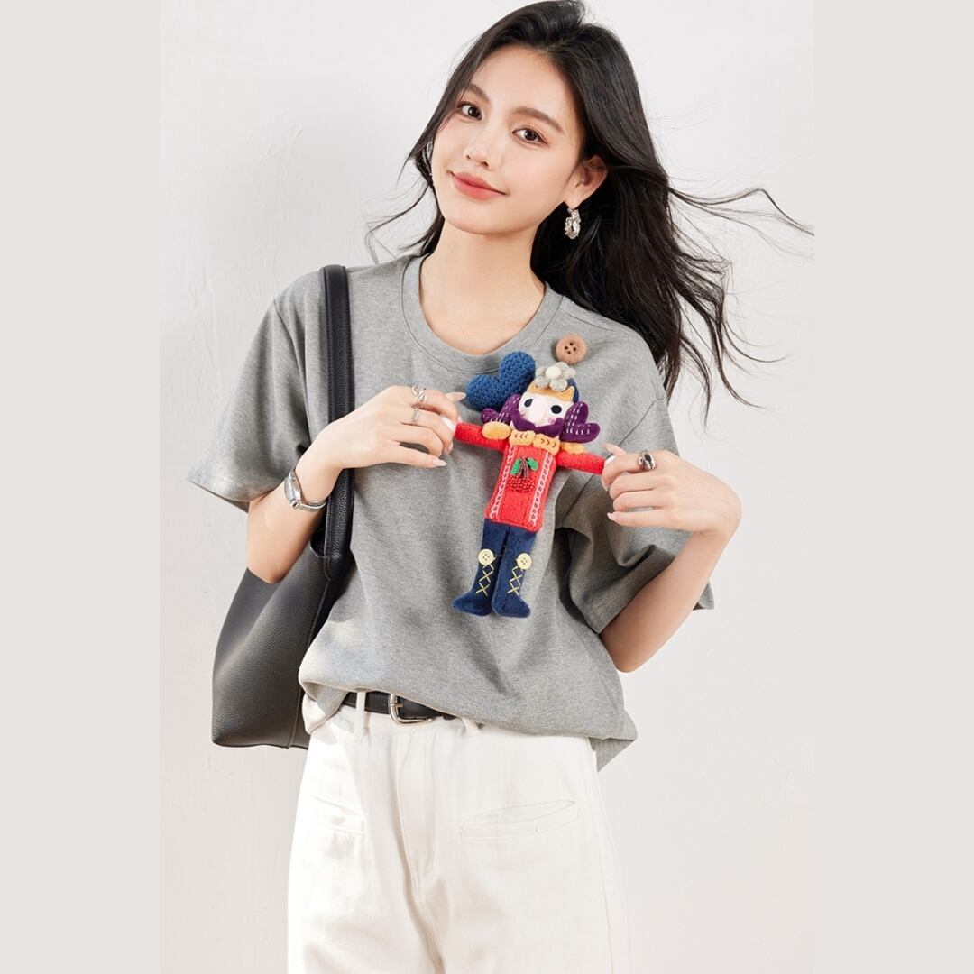 超人気 目を奪われる 流行新作 ぬいぐるみ付 半袖Tシャツ<F-9273>