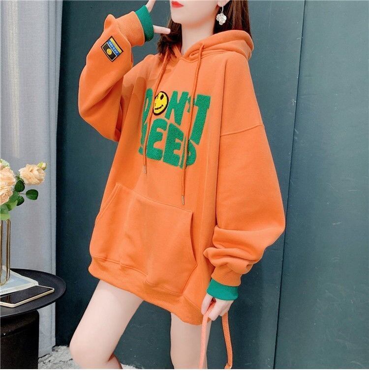 ルーズなレイジースタイルの刺繍入り薄手のフード付きトップ<F-5063>