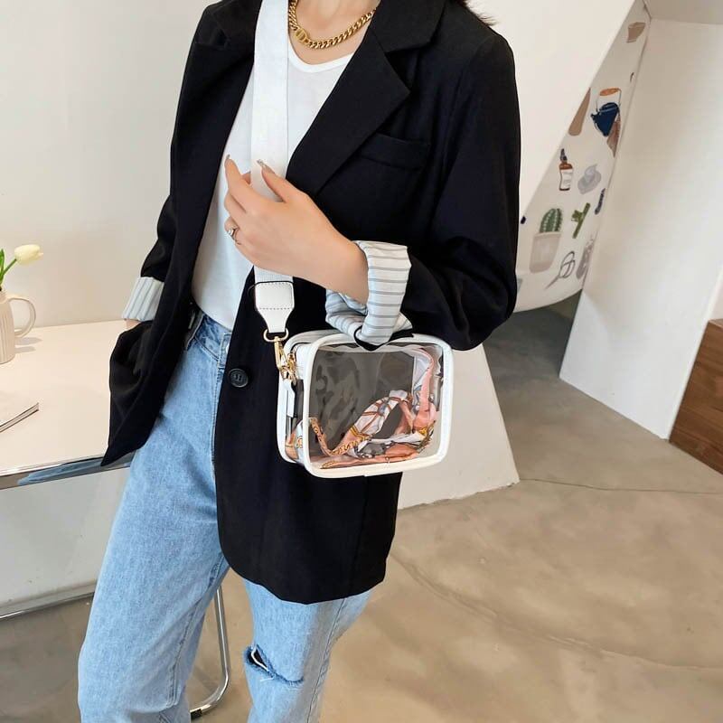 デザイン感   ファッション